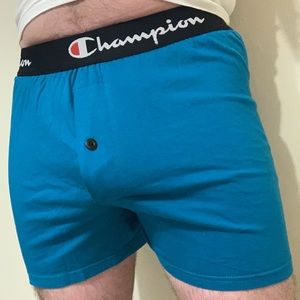 Champion size small. 🏀🏈⚽️⚾️